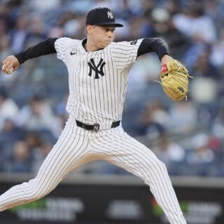 Yankees Ride Strong Pitching, Power Bats to 5-2 Win Over Rangers
