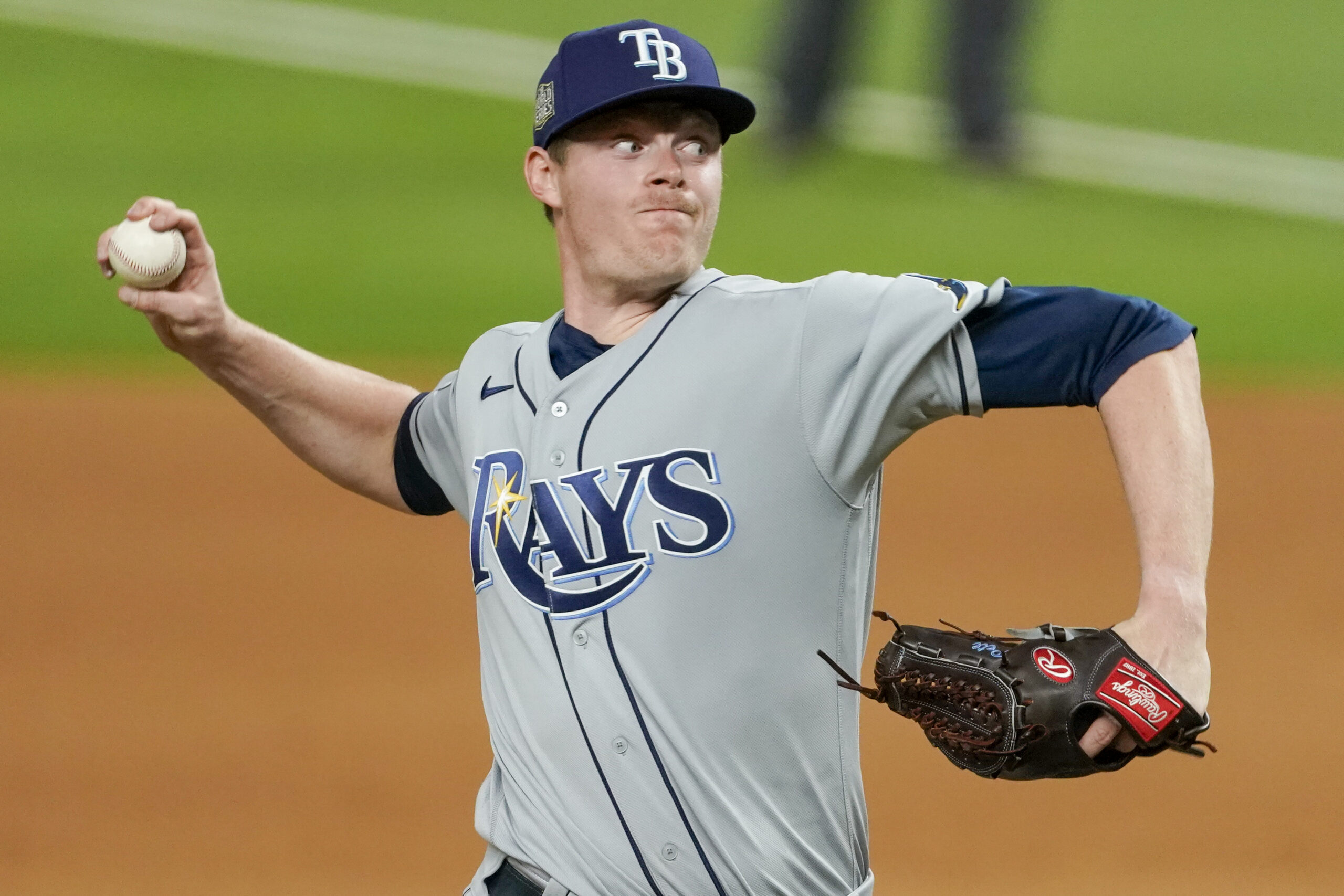 Yankees, Phillies Eye Rays Stars
