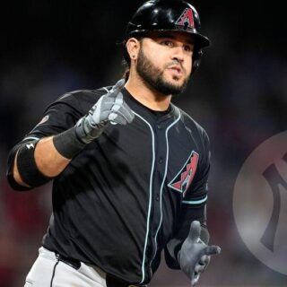 Eugenio Suarez Yankees: Power Surge Amid Defensive Doubts