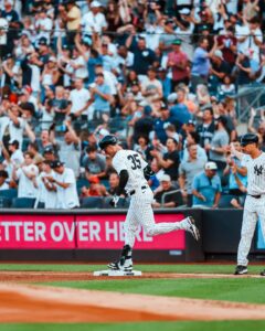 Yankees Power Past Twins 6-2 Behind Warren’s Strong Outing and Four Homers