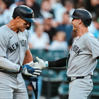 Yankees blast past White Sox 10 to 4 as Bellinger Chisholm and Grisham power fifth straight win