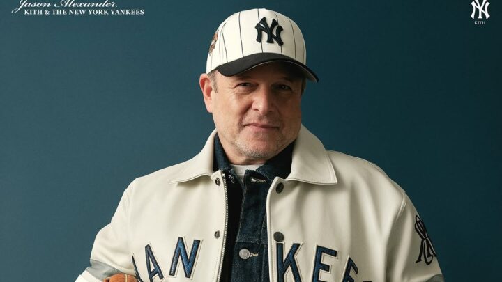 No This is NOT AI, Seinfeld Star Back in Yankees Gear