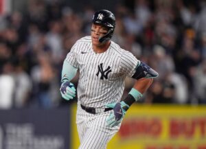 Aaron Judge Passes Yogi Berra on Yankees Home Run List