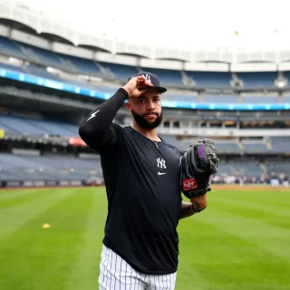 Yankees Face Tough Choice as Devin Williams Draws Interest from Marlins