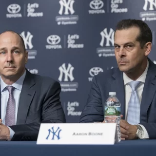 Drama: Yankees GM Cashman shuts down Boone