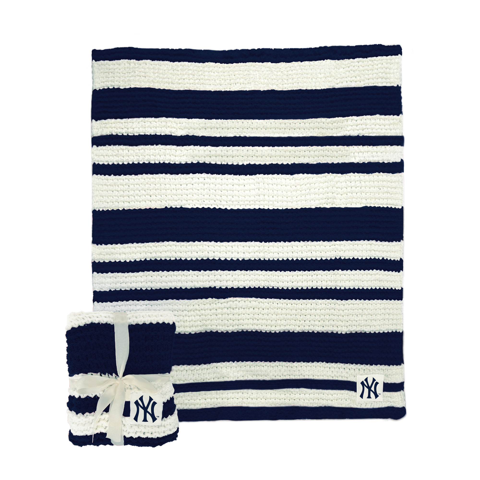 New York Yankees 50″ x 60″ Cable-Knit Throw Blanket