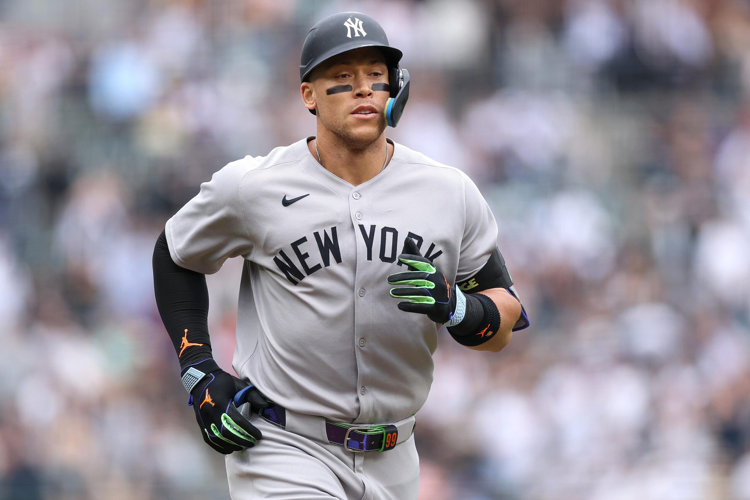 Ken Rosenthal Says What Yankees Fans Have Been Screaming for Years: Stop Wasting Aaron Judge’s Prime