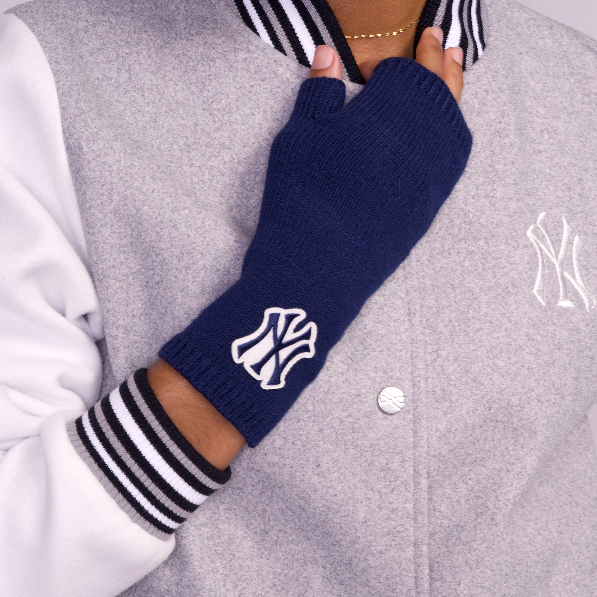 Lusso New York Yankees Fingerless Gloves Tri-Blend